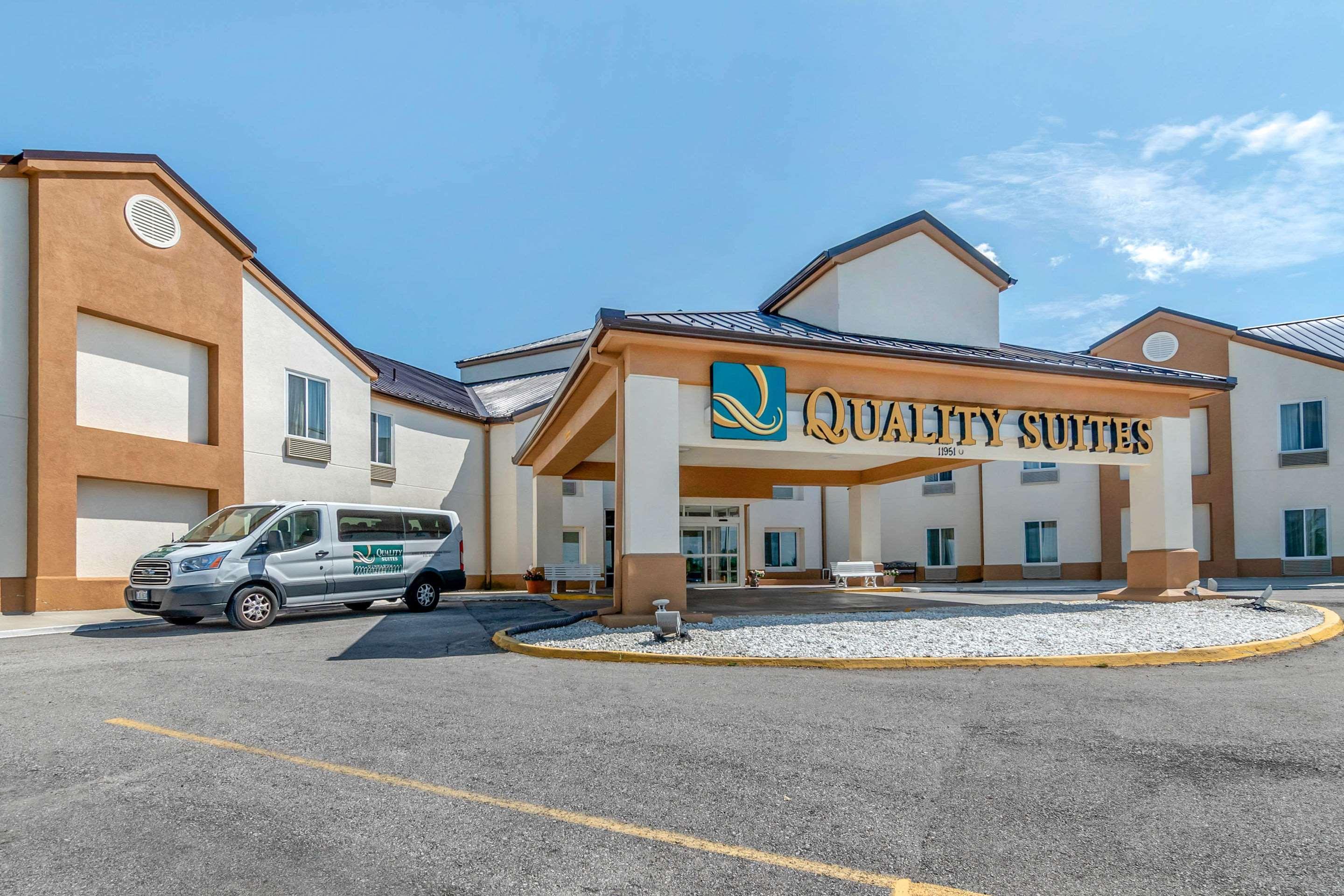 Quality Suites Kansas City International Airport Zewnętrze zdjęcie