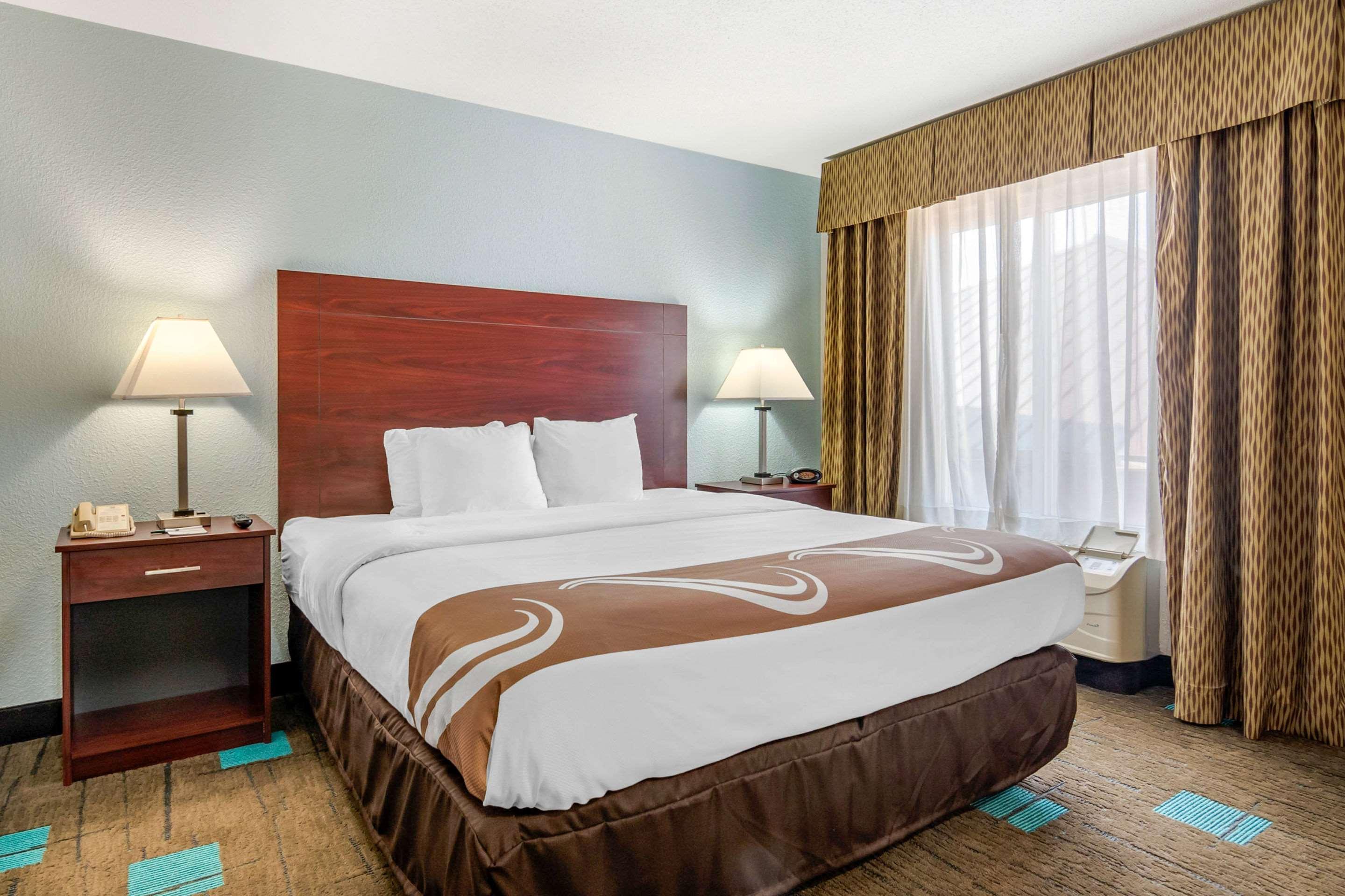 Quality Suites Kansas City International Airport Zewnętrze zdjęcie