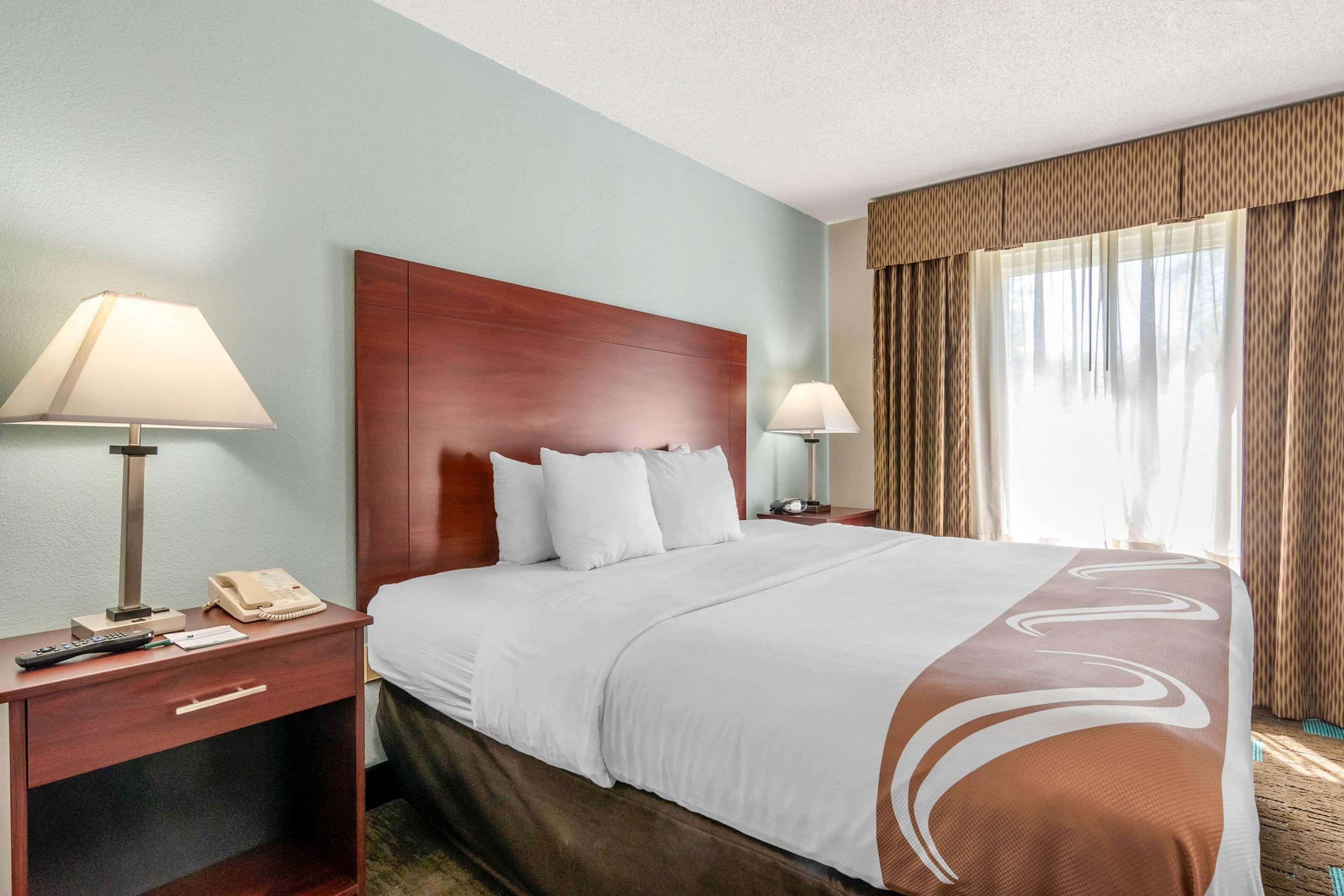 Quality Suites Kansas City International Airport Zewnętrze zdjęcie