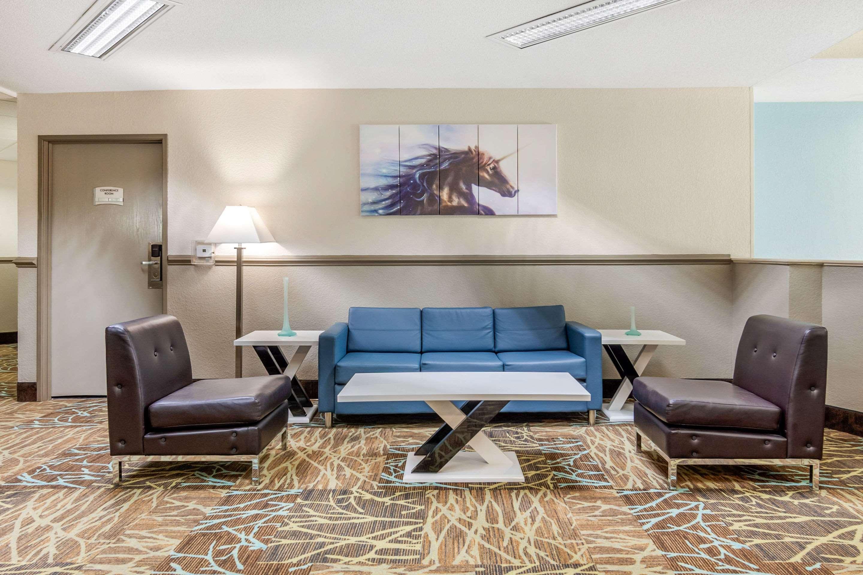 Quality Suites Kansas City International Airport Zewnętrze zdjęcie