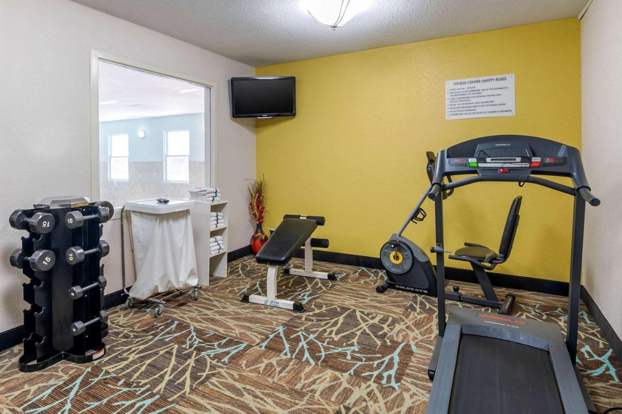 Quality Suites Kansas City International Airport Zewnętrze zdjęcie